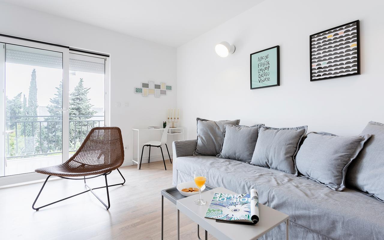 Apartment Black & White Сплит Экстерьер фото
